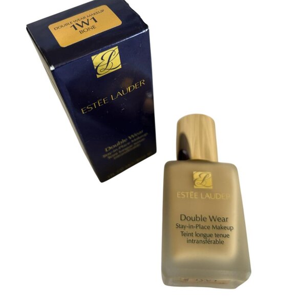 Estée Lauder Double Wear Stay-in-Place Liquid Makeup - 1W1 Bone, 1oz - Picture 2 of 2